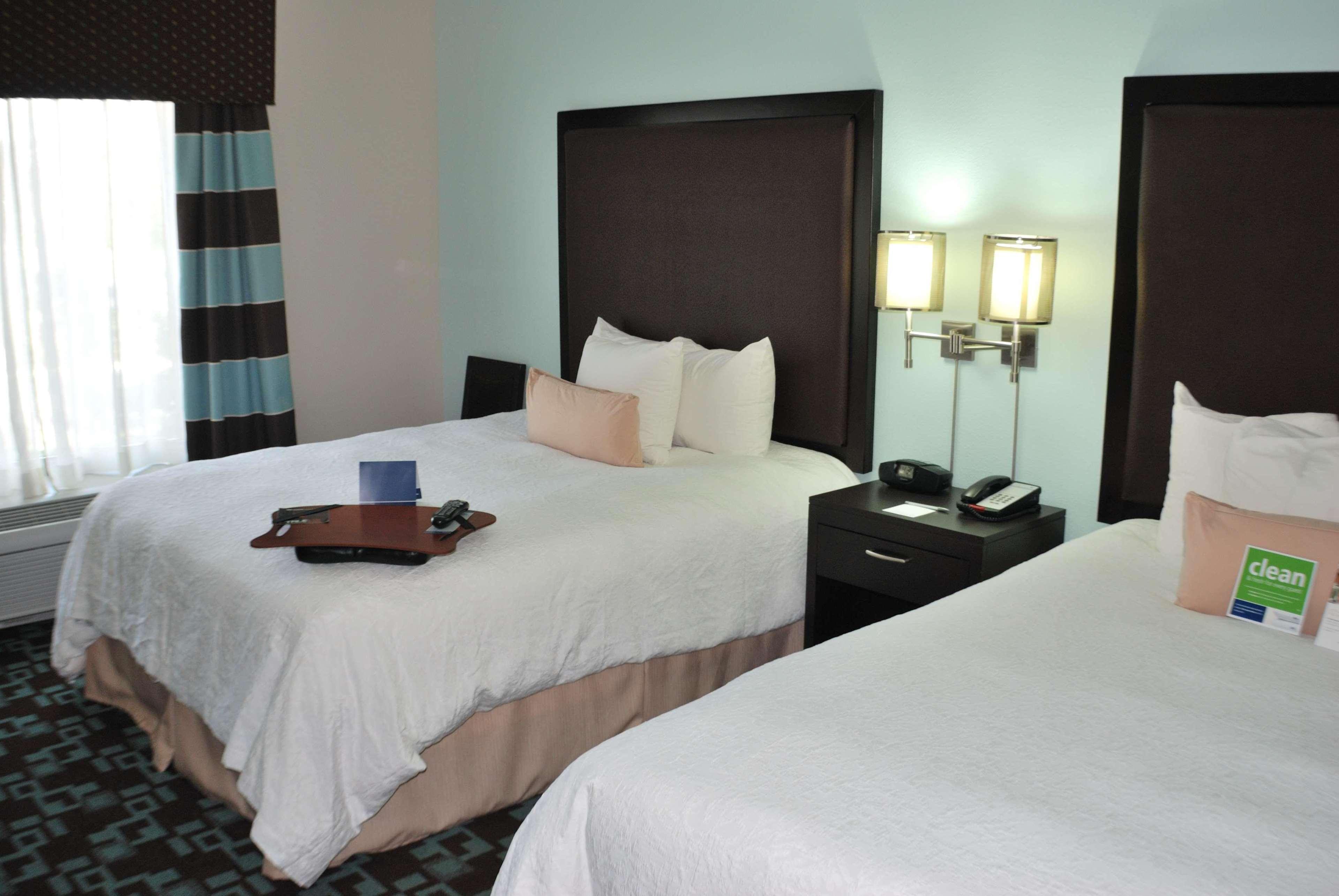 Hampton Inn & Suites Nashville At Opryland חדר תמונה