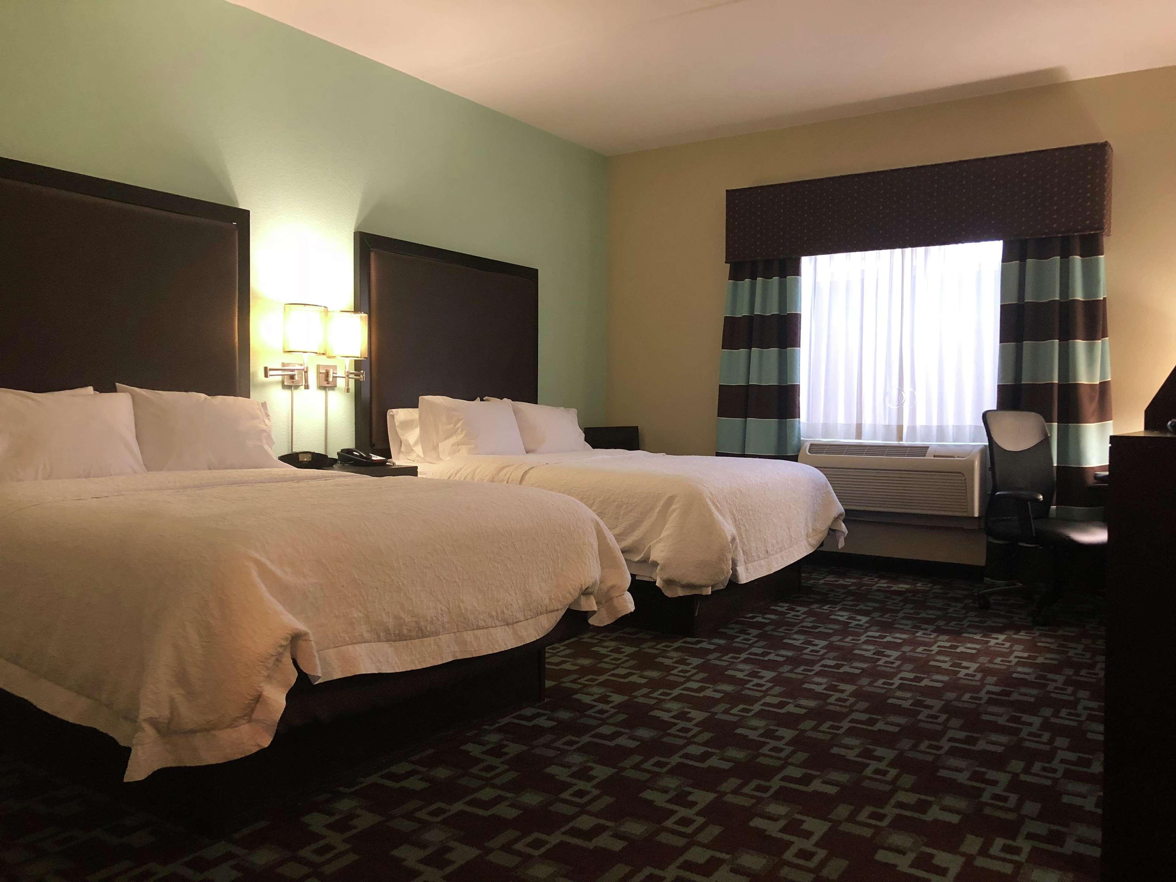 Hampton Inn & Suites Nashville At Opryland מראה חיצוני תמונה