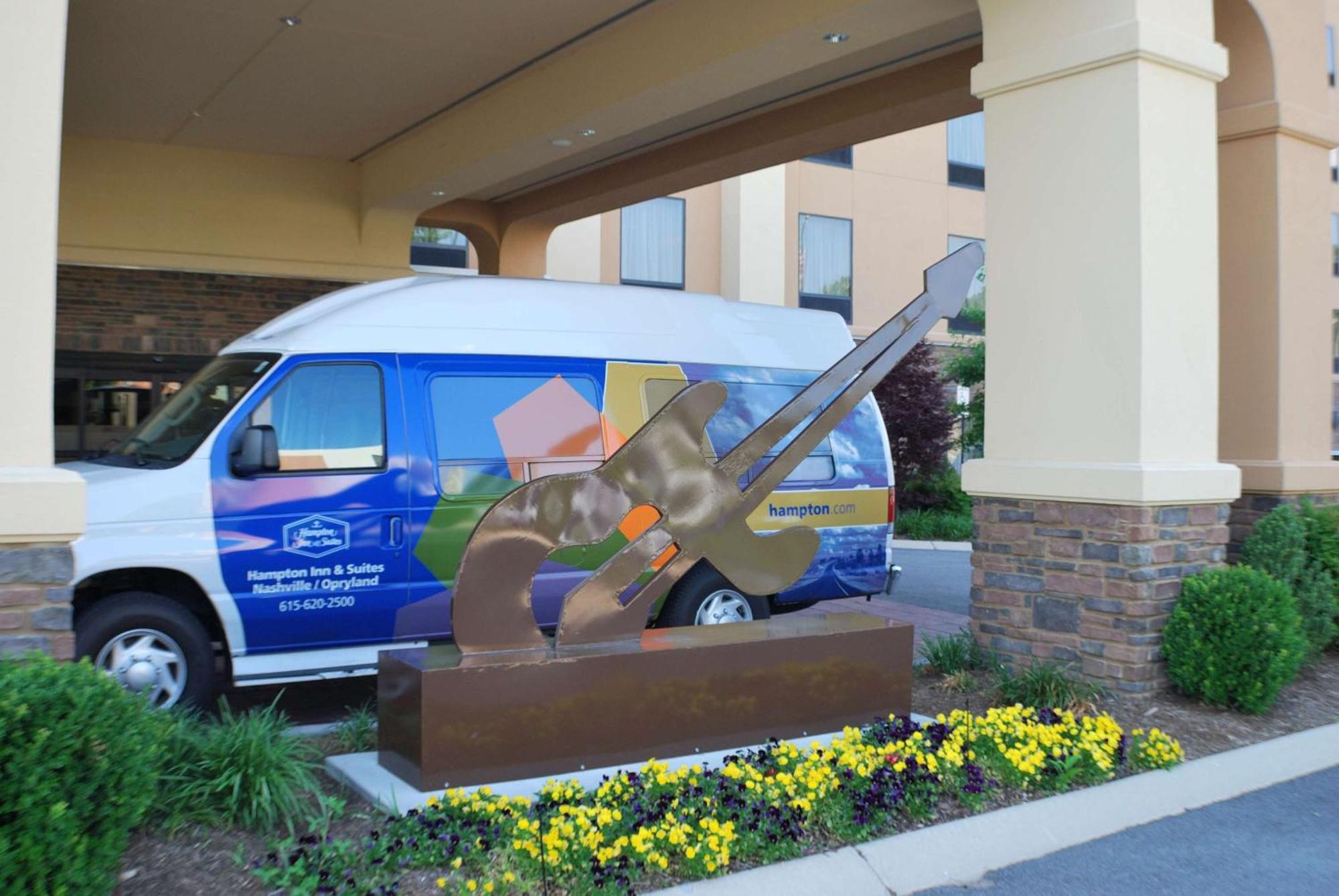 Hampton Inn & Suites Nashville At Opryland מראה חיצוני תמונה