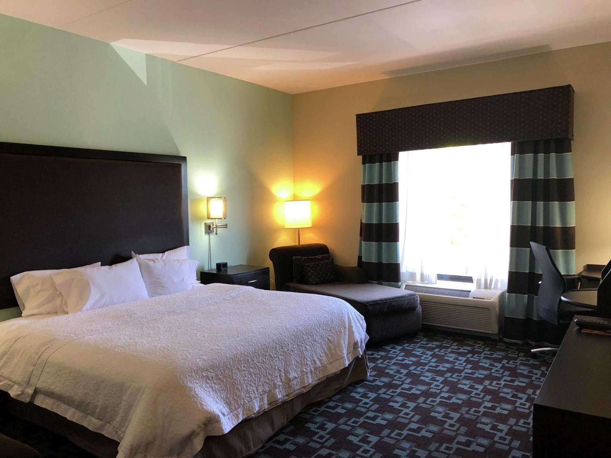 Hampton Inn & Suites Nashville At Opryland מראה חיצוני תמונה