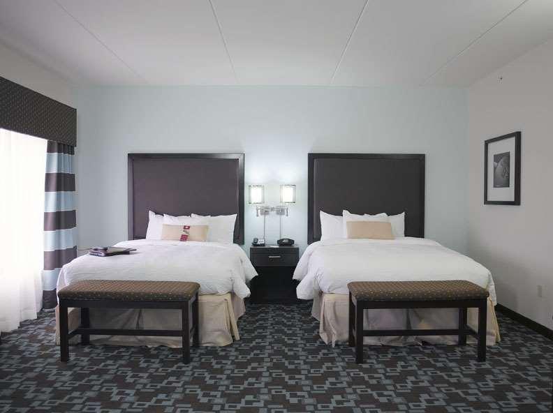 Hampton Inn & Suites Nashville At Opryland חדר תמונה